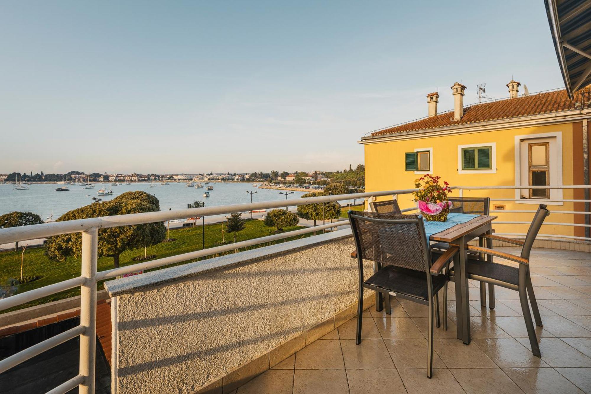 Apartamento Bluemarine Umag Exterior foto